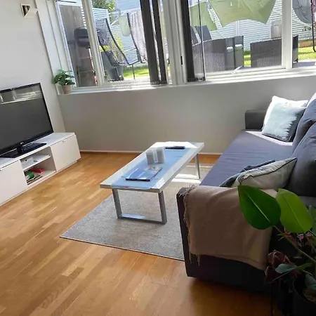 Leilighet Koselig Kjellerleilighet Ca 25 Minutter Kjoring Fra Sentrum