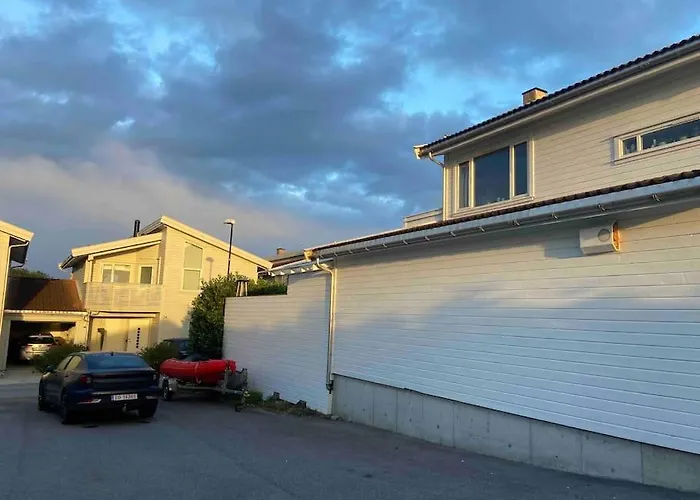 Koselig Kjellerleilighet Ca 25 Minutter Kjoring Fra Sentrum Apartman *